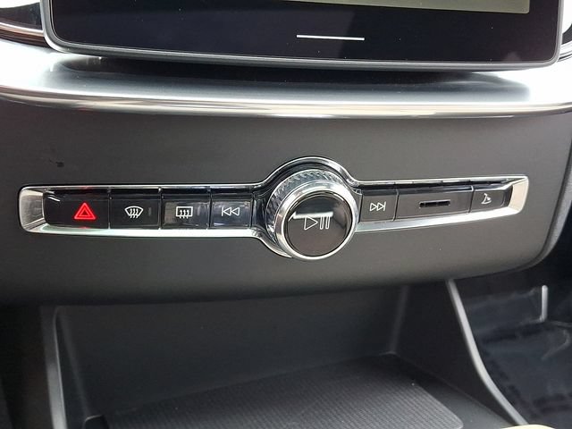 صورة مصغرة 22 لـ 2026 Volvo XC90 CORE