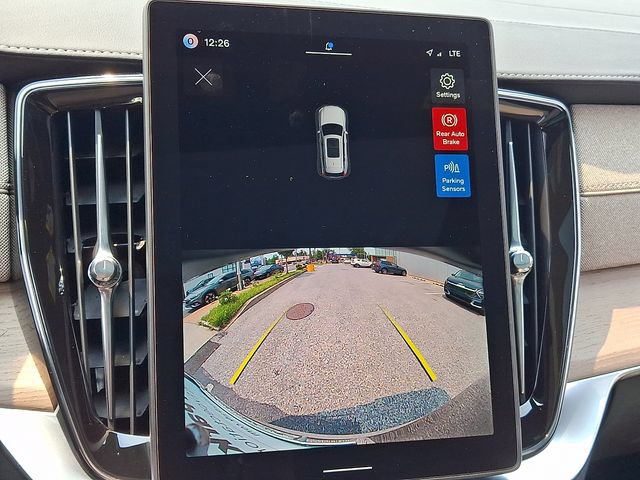 صورة مصغرة 17 لـ 2026 Volvo XC90 CORE