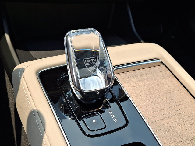 2026 Volvo XC90 CORE 照片 14