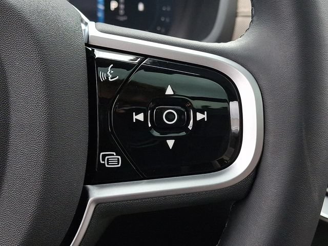 صورة مصغرة 25 لـ 2026 Volvo XC90 CORE