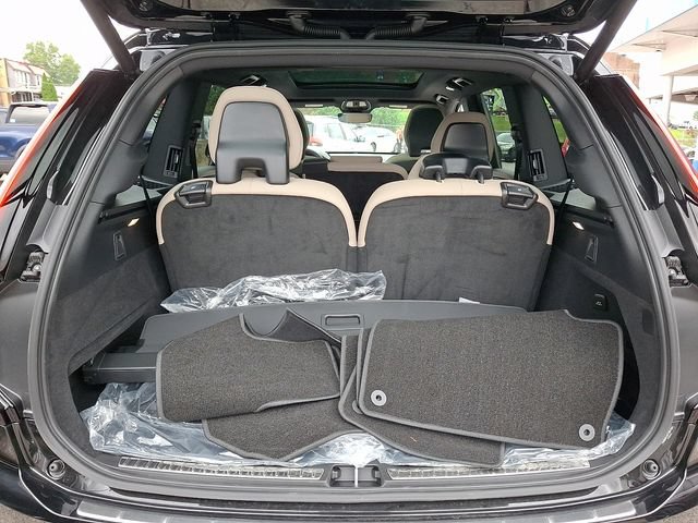 صورة مصغرة 28 لـ 2026 Volvo XC90 CORE