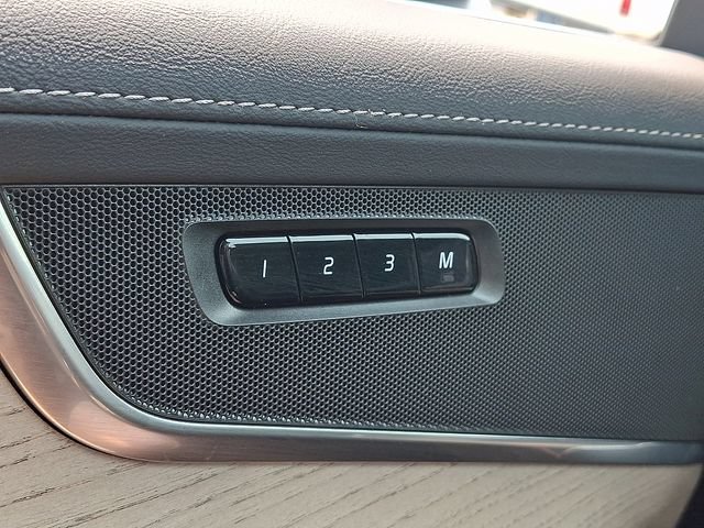 صورة مصغرة 19 لـ 2026 Volvo XC90 CORE