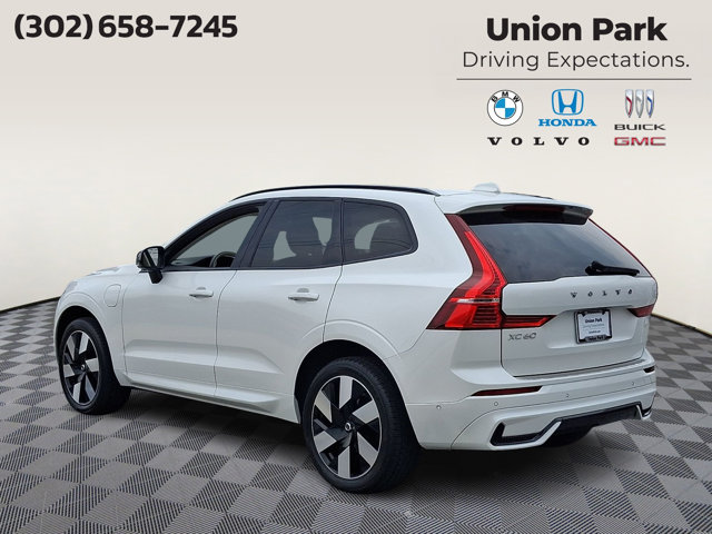 صورة 6 لـ 2024 Volvo XC60 RECHARGE PLUG-IN HYBRID PLUS DARK THEME