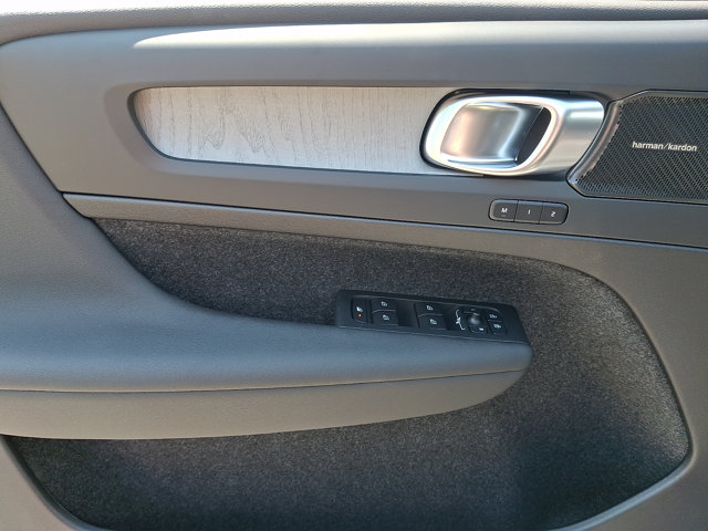 2026 Volvo XC40 PLUS 缩略图 11
