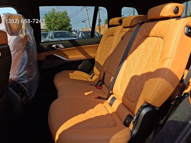 صورة 9 لـ 2027 BMW X7 XDRIVE40I