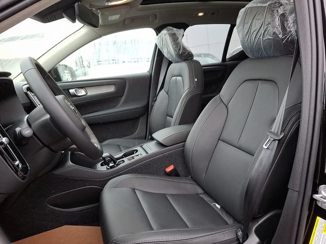 صورة مصغرة 12 لـ 2026 Volvo XC40 CORE