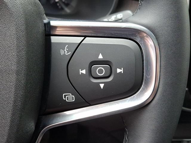 صورة مصغرة 24 لـ 2026 Volvo XC40 CORE