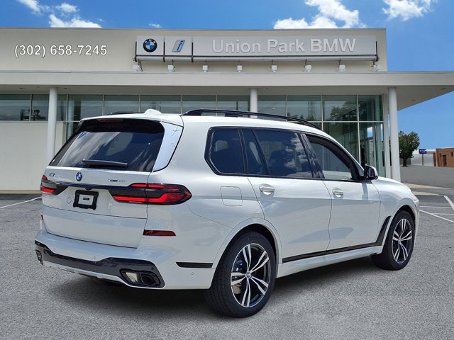صورة 4 لـ 2027 BMW X7 XDRIVE40I