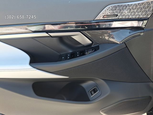 2026 BMW 550E 550E XDRIVE — фото 11
