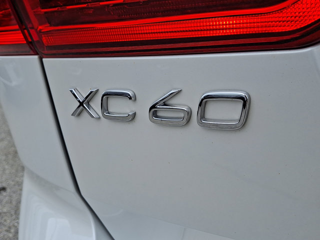 صورة مصغرة 31 لـ 2023 Volvo XC60 PLUS BRIGHT THEME