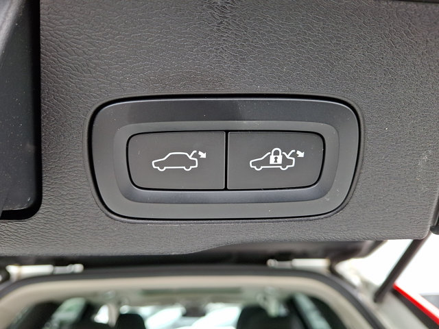 صورة مصغرة 30 لـ 2023 Volvo XC60 PLUS BRIGHT THEME