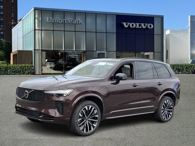New 2026 Volvo XC90 Plug-In Hybrid Ultra Dark Theme