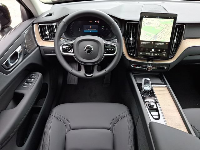 صورة مصغرة 11 لـ 2026 Volvo XC60 PLUG-IN HYBRID PLUS