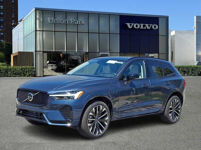New 2026 Volvo XC60 Plug-In Hybrid Ultra