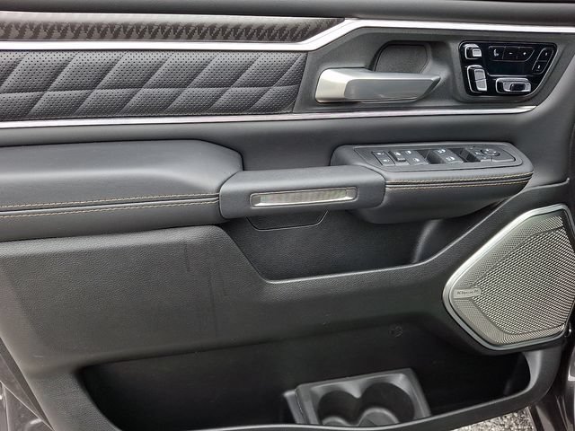صورة 13 لـ 2026 RAM 1500 TUNGSTEN