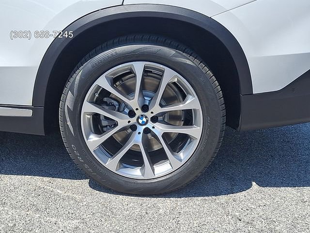 صورة 8 لـ 2026 BMW X5 XDRIVE50E