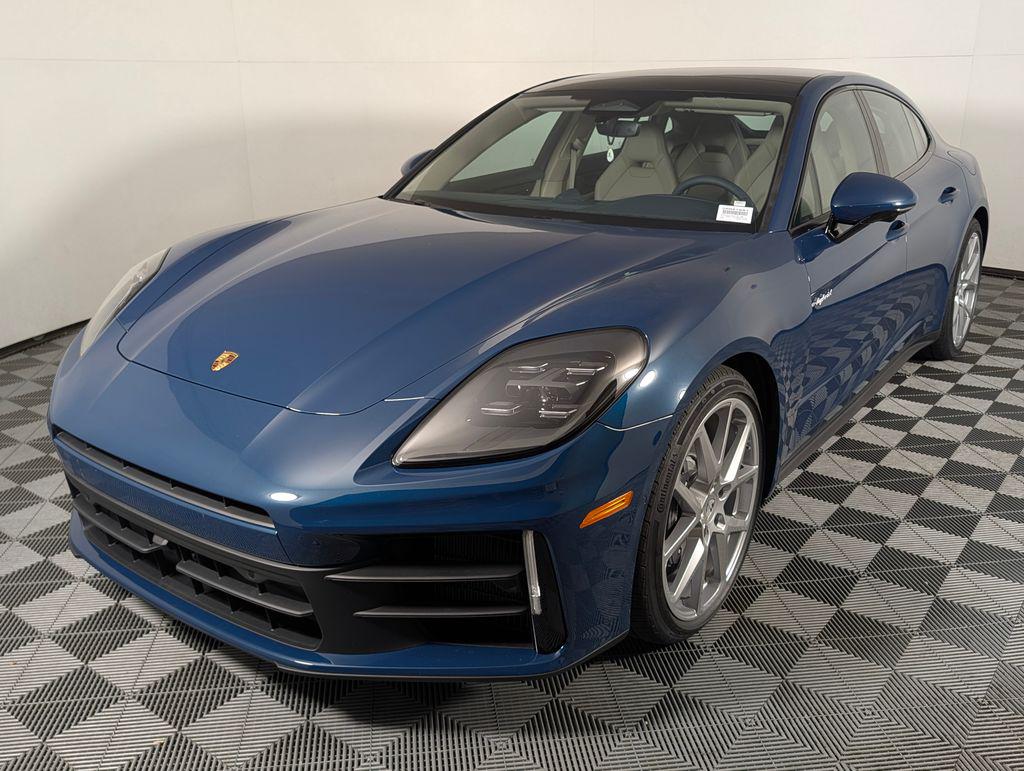 New 2026 Porsche Panamera 4