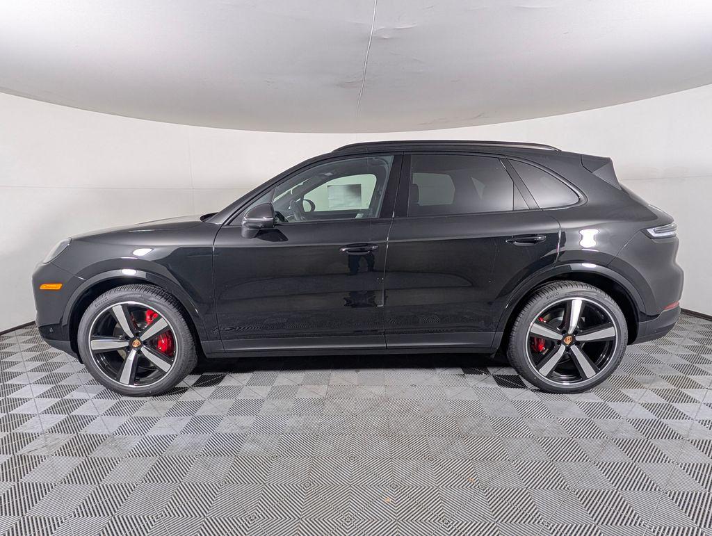 صورة 2 لـ 2026 Porsche CAYENNE S