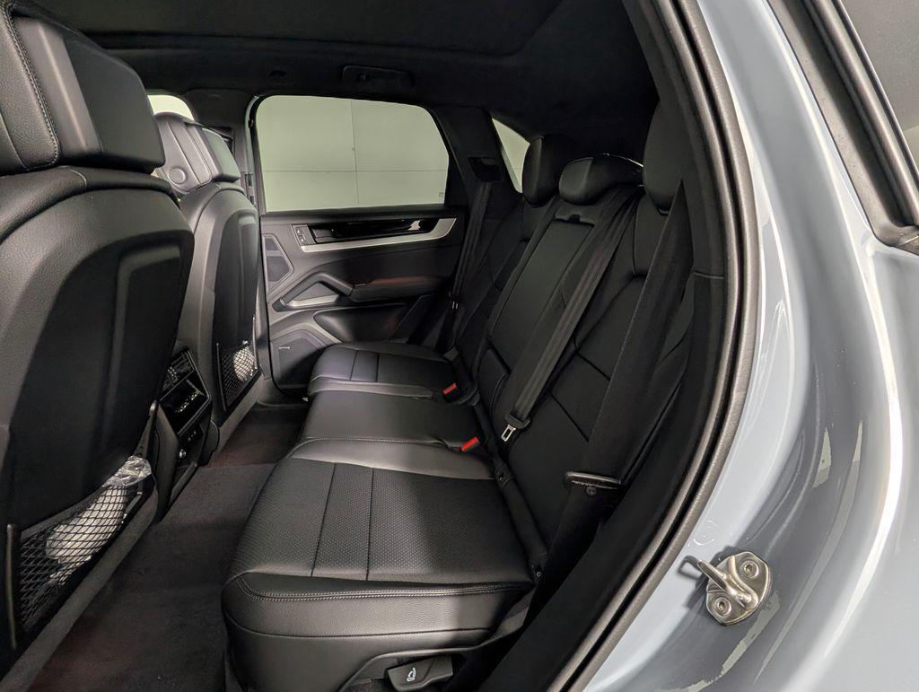 صورة مصغرة 24 لـ 2026 Porsche CAYENNE