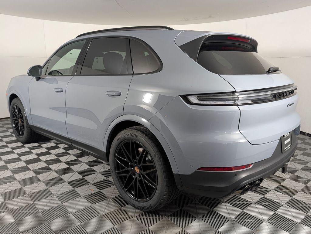 PORSCHE CAYENNE - 3
