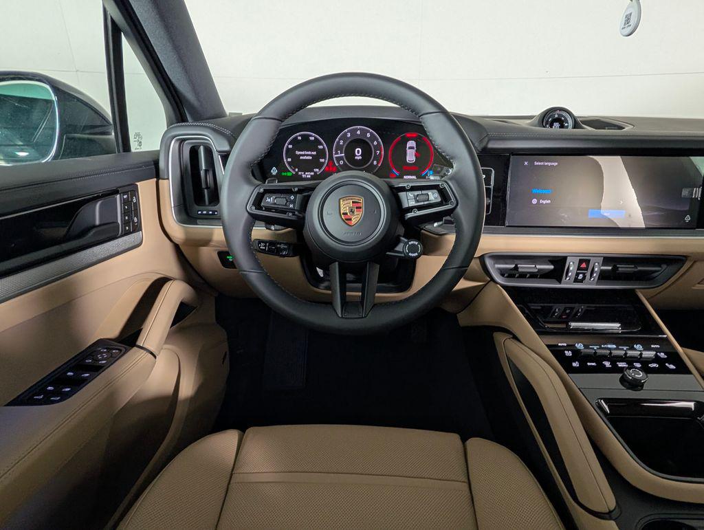 2026 Porsche CAYENNE thumbnail 21