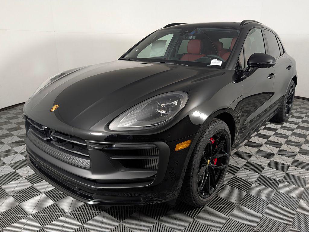 New 2026 Porsche Macan Macan GTS