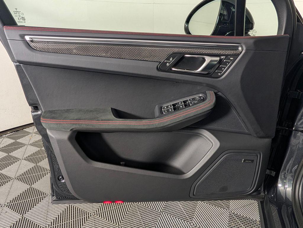 صورة مصغرة 25 لـ 2026 Porsche MACAN MACAN GTS