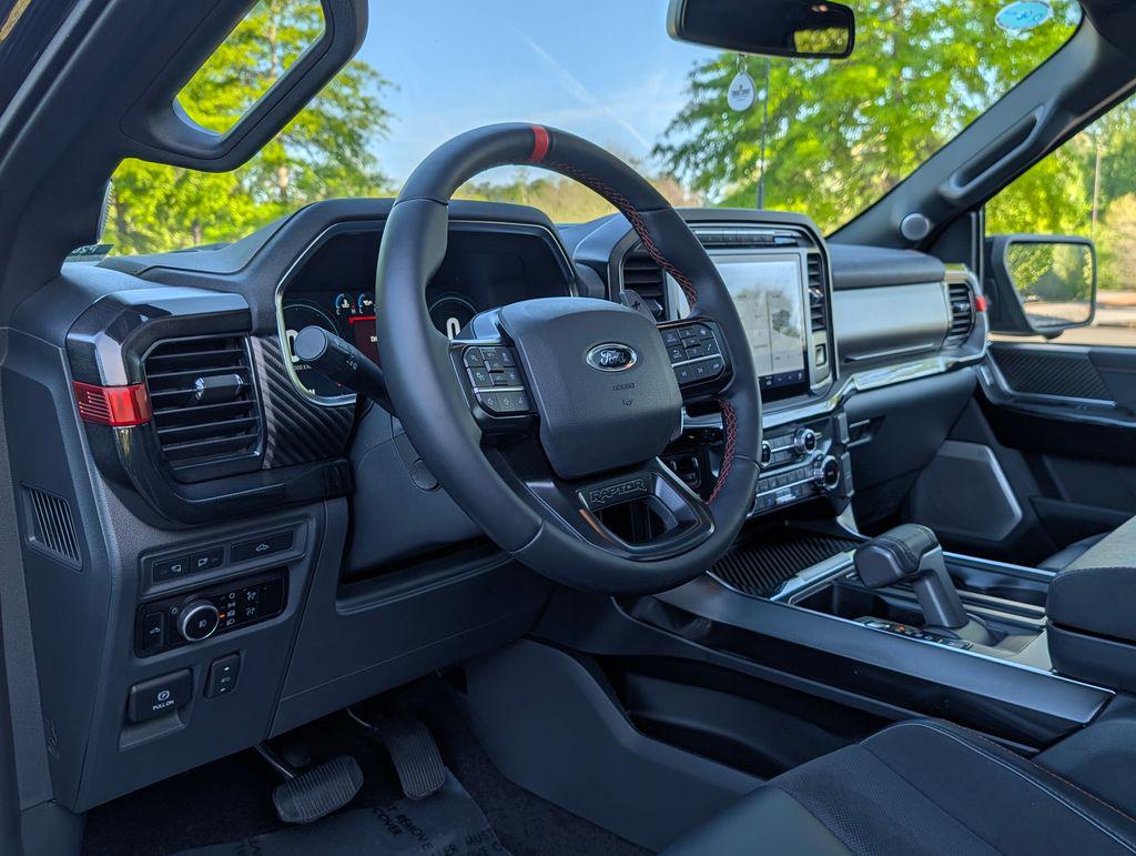 FORD F-150 RAPTOR - 4