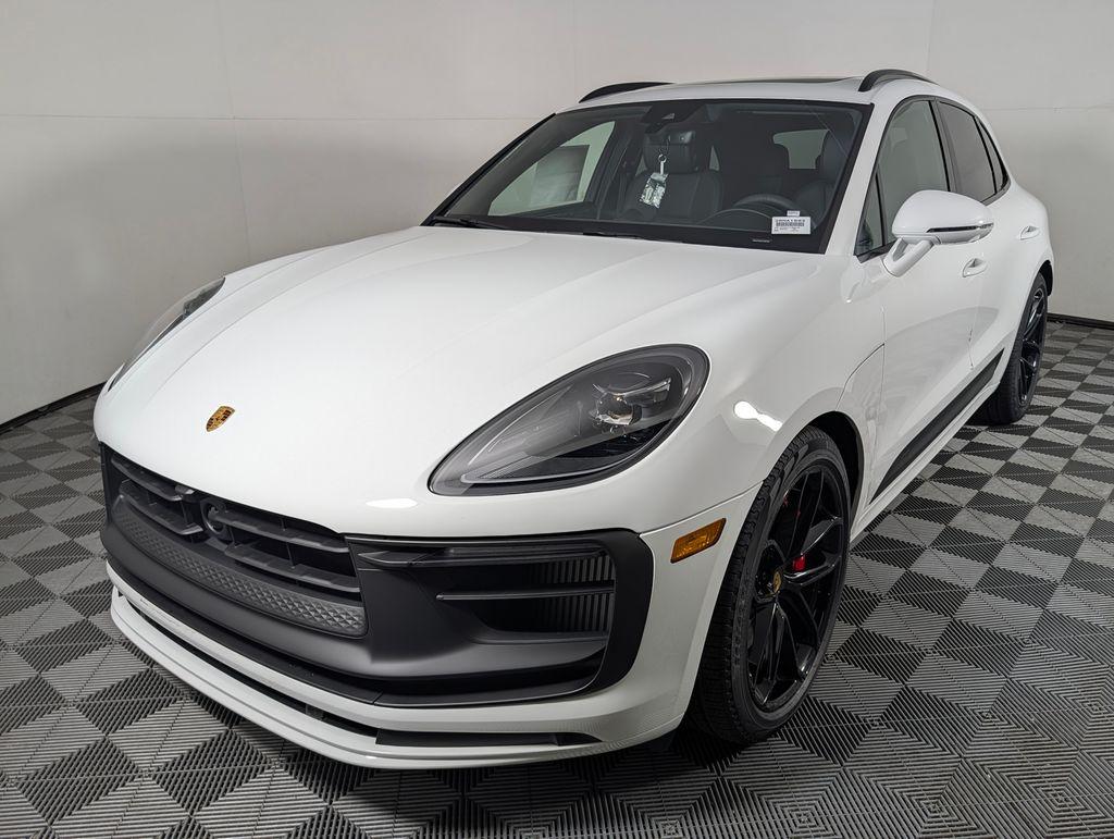 New 2026 Porsche Macan Macan GTS