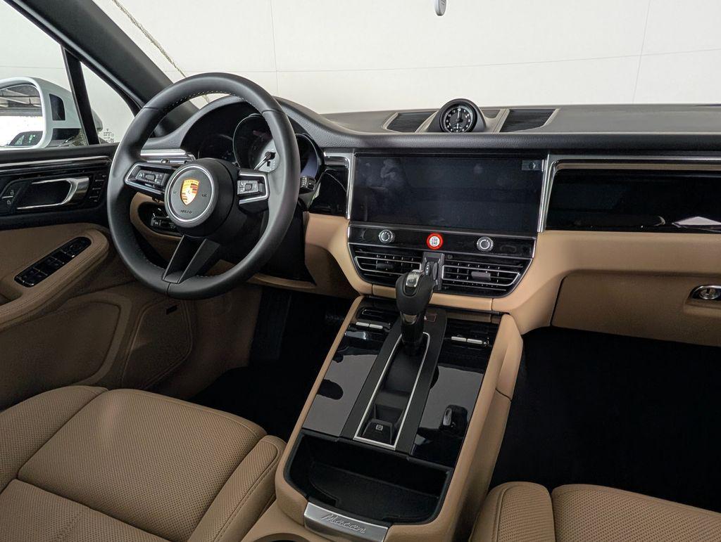 صورة مصغرة 22 لـ 2026 Porsche MACAN