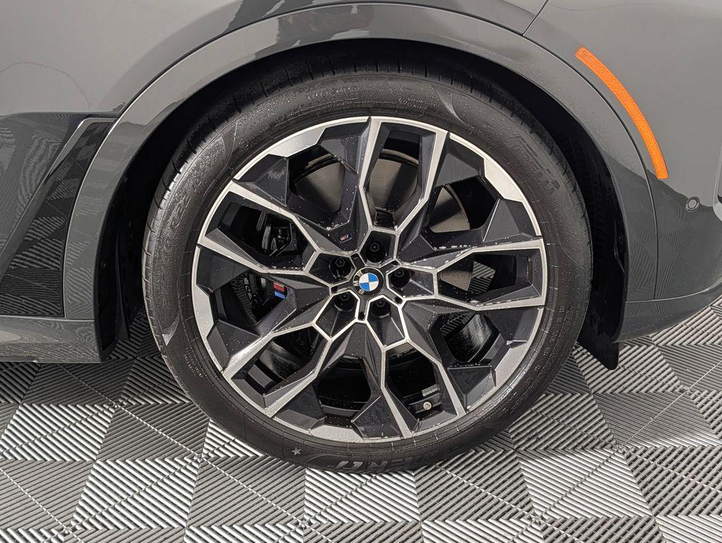 صورة مصغرة 14 لـ 2025 BMW X7 M60I