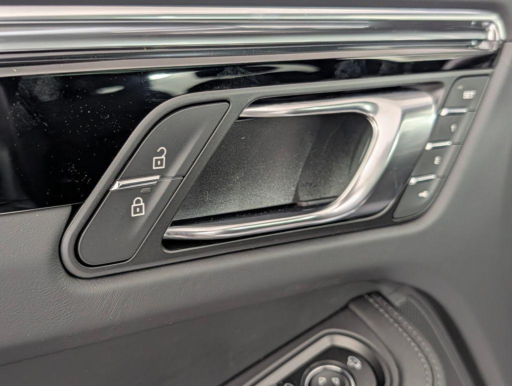 2026 Porsche MACAN 缩略图 26