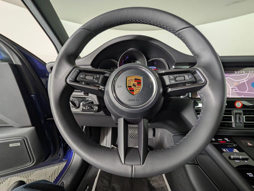 صورة مصغرة 35 لـ 2026 Porsche MACAN T