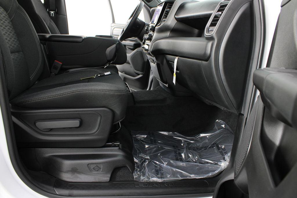 2026 RAM 1500 EXPRESS 缩略图 19