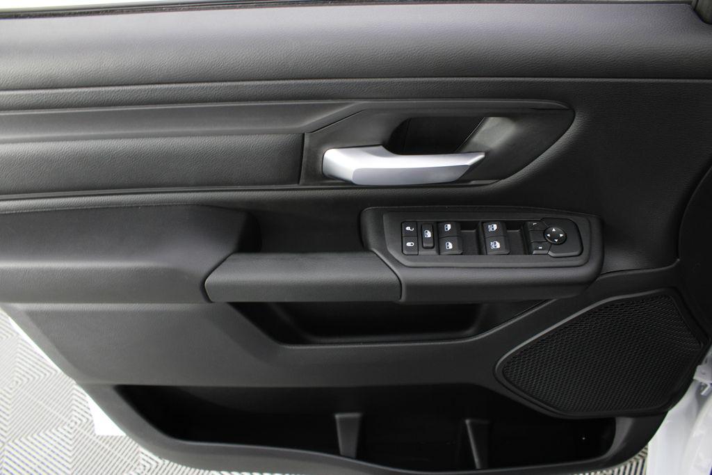 2026 RAM 1500 EXPRESS 缩略图 13