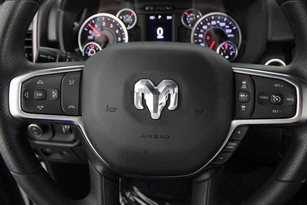 2026 RAM 1500 EXPRESS 缩略图 12