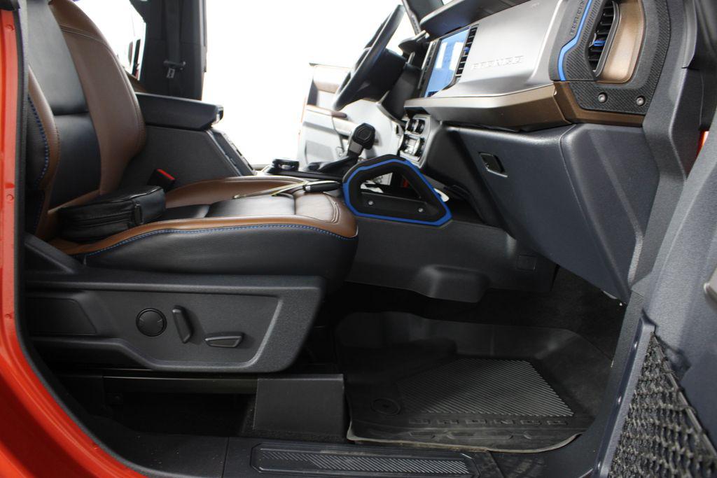 2023 FORD BRONCO OUTER BANKS 缩略图 20
