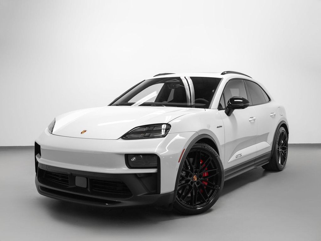 New 2026 Porsche Macan Macan Electric GTS