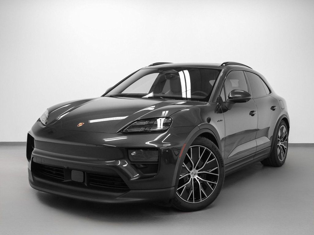 New 2026 Porsche Macan Macan Electric 4