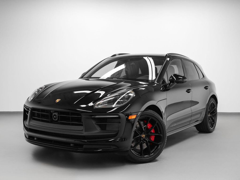 New 2026 Porsche Macan Macan GTS