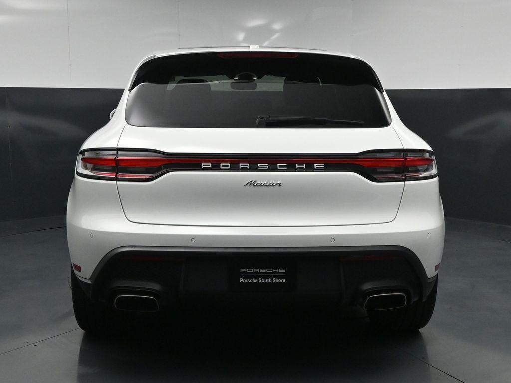صورة 9 لـ 2026 Porsche MACAN BASE