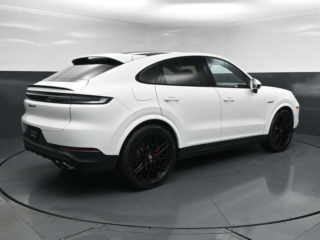 صورة 10 لـ 2026 Porsche CAYENNE S