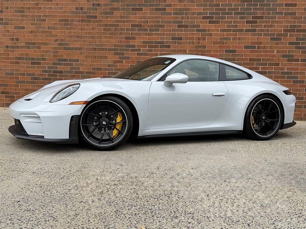 2025 Porsche 911