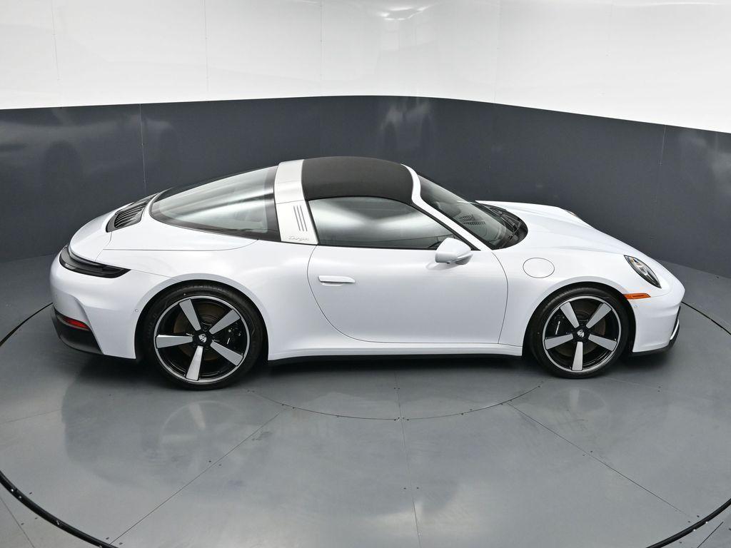 2026 Porsche 911 TARGA 4S — миниатюра 20