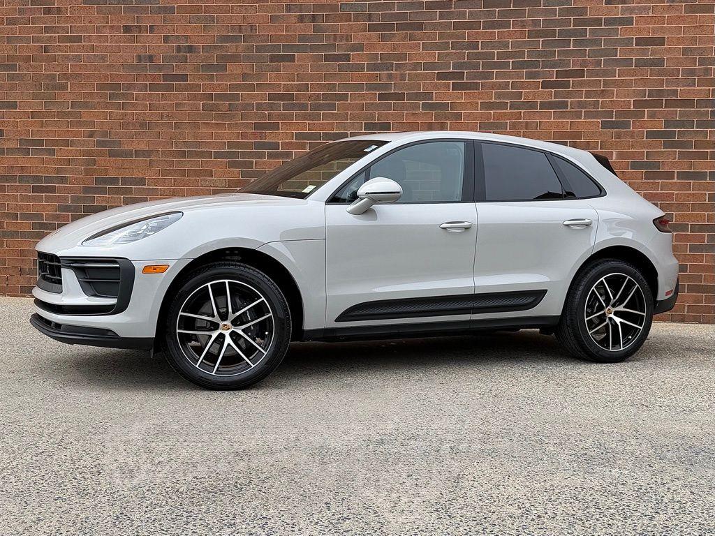 New 2026 Porsche Macan Base