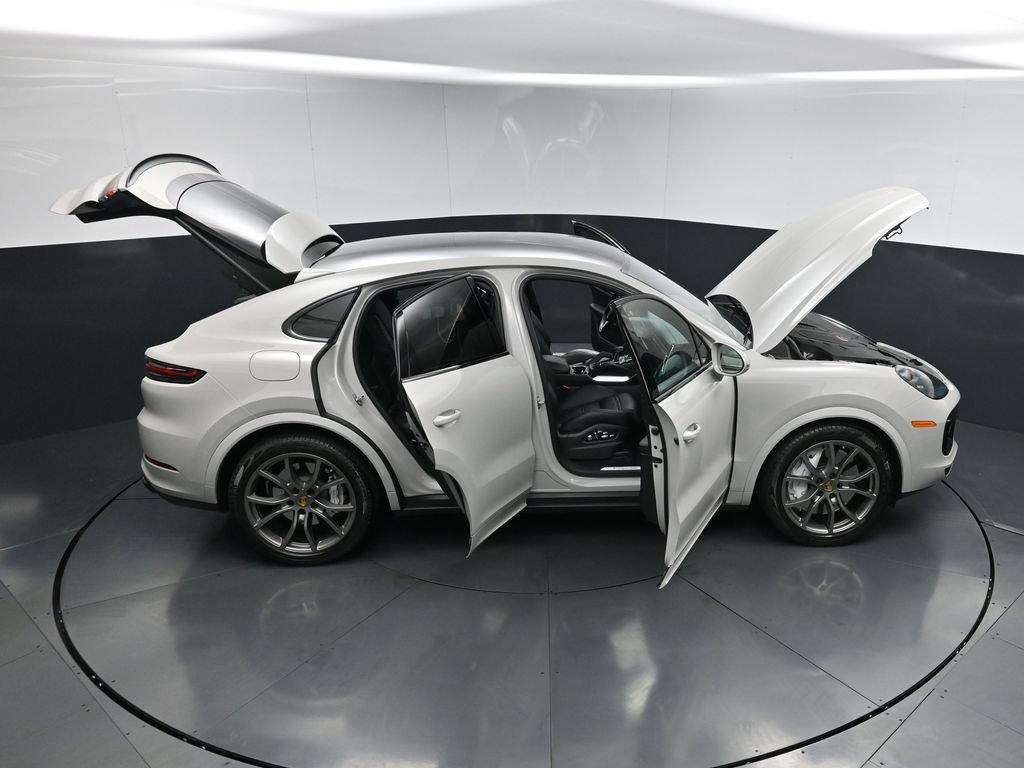 صورة مصغرة 30 لـ 2020 Porsche CAYENNE TURBO COUPE AWD