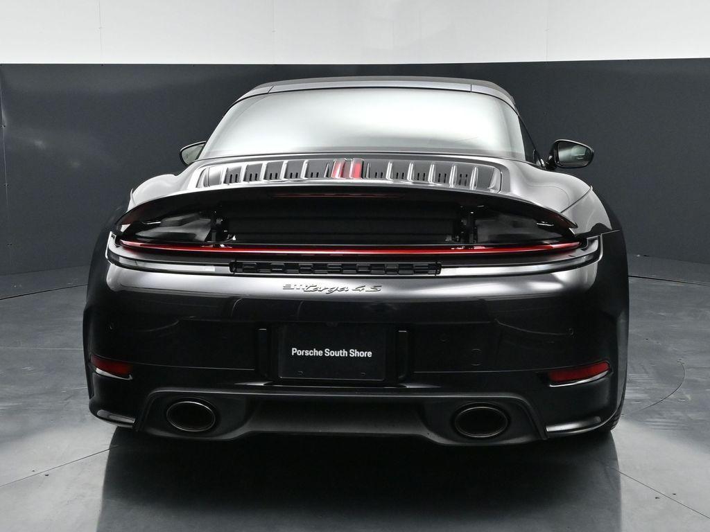 صورة 7 لـ 2026 Porsche 911 TARGA 4S