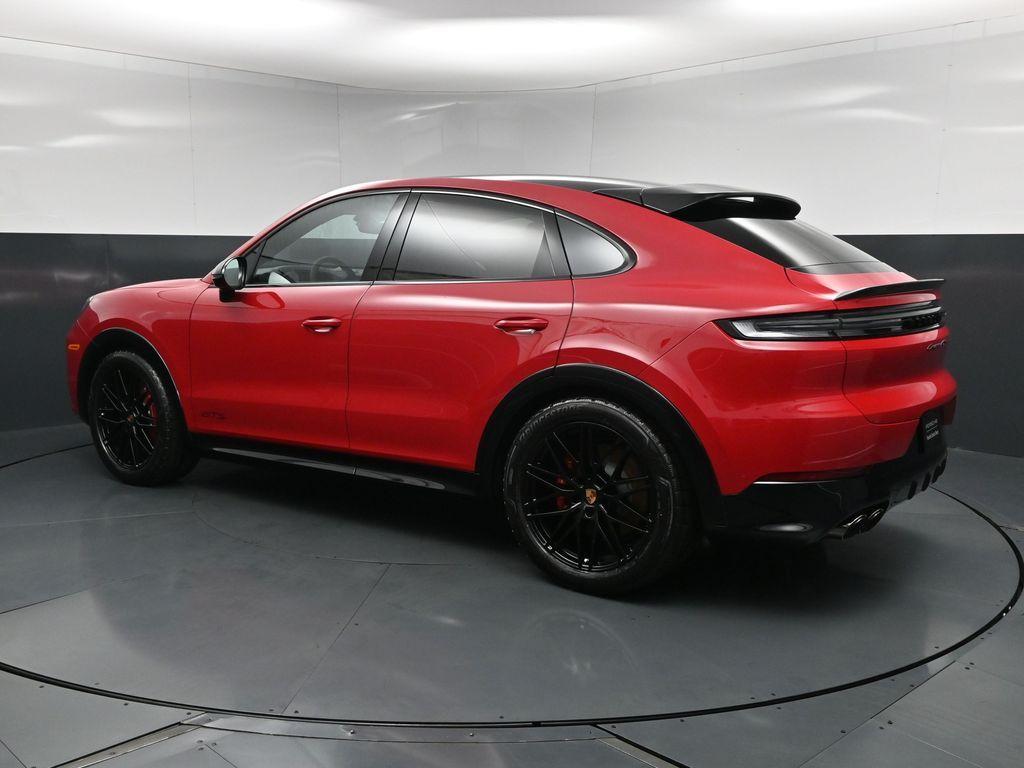 2026 Porsche CAYENNE GTS 照片 3