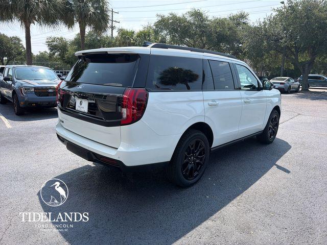 صورة 8 لـ 2027 FORD EXPEDITION PLATINUM