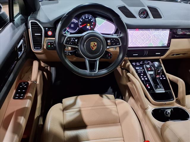 PORSCHE CAYENNE - 9